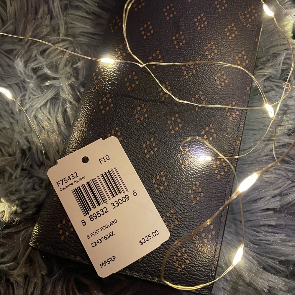 COACH- Breast pocket wallet - Picture 7 of 7